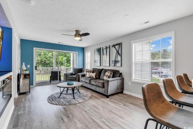 Welcome to this beautiful 2 bedroom, 2 bathroom in the highly on River Oaks Golf Plantation  in South Carolina - for sale on GolfHomes.com, golf home, golf lot