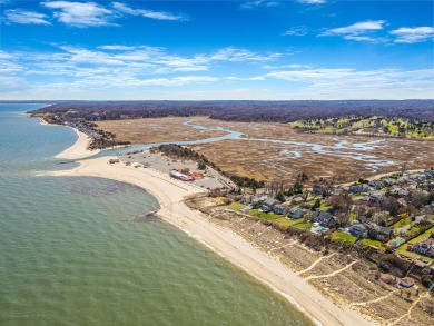 MOTIVATED SELLER, BRING ALL OFFERS: Location- location! Welcome on Crab Meadow Golf Course in New York - for sale on GolfHomes.com, golf home, golf lot