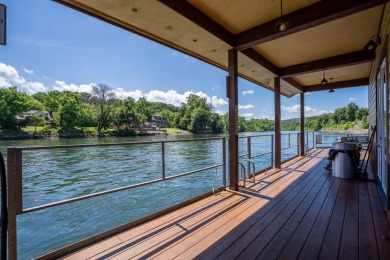 Perfect opportunity to own a Table Rock Lake vacation condo! on Pointe Royale Village Country Club in Missouri - for sale on GolfHomes.com, golf home, golf lot