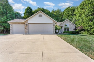 Experience lakeside living at its finest in this open, sprawling on Apple Valley Golf Course in Ohio - for sale on GolfHomes.com, golf home, golf lot