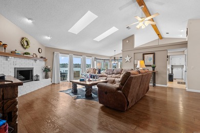 Lakefront living shines at this all-brick home on beautiful Lake on Ponce De Leon Golf Course in Arkansas - for sale on GolfHomes.com, golf home, golf lot