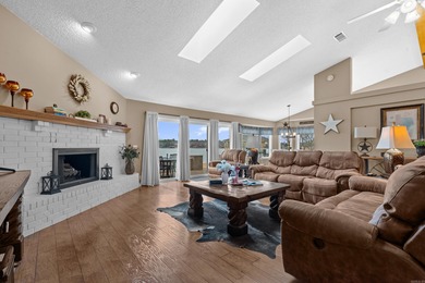 Lakefront living shines at this all-brick home on beautiful Lake on Ponce De Leon Golf Course in Arkansas - for sale on GolfHomes.com, golf home, golf lot