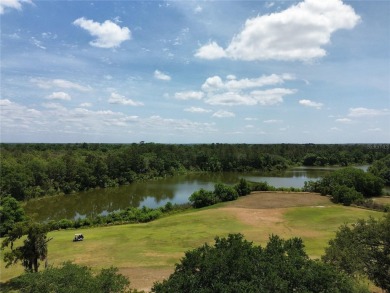2nd floor condo located in the 55+ community of Live Oak Village on Country Club At Silver Springs Shores in Florida - for sale on GolfHomes.com, golf home, golf lot