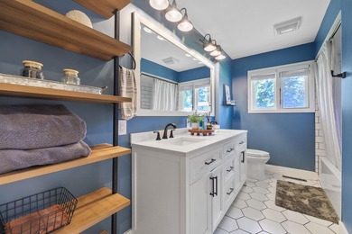 Welcome to this beautifully updated rancher located in the on Manito Golf and Country Club in Washington - for sale on GolfHomes.com, golf home, golf lot