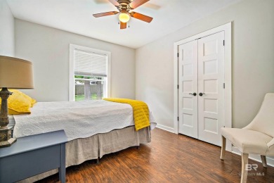 Better Than New and Priced to Sell!This beautiful 3/2 home has on Lake Forest Yacht and Country Club in Alabama - for sale on GolfHomes.com, golf home, golf lot