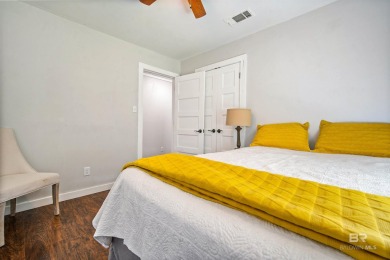Better Than New and Priced to Sell!This beautiful 3/2 home has on Lake Forest Yacht and Country Club in Alabama - for sale on GolfHomes.com, golf home, golf lot