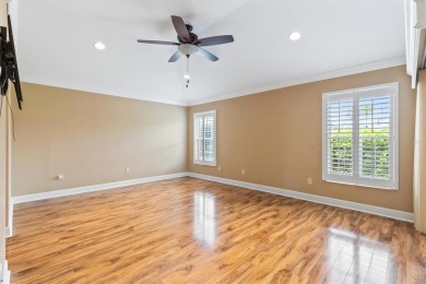 Stunning 3/2 Expanded Gardenia Pool home with Golf course View on The Links of Spruce Creek in Florida - for sale on GolfHomes.com, golf home, golf lot