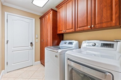 Stunning 3/2 Expanded Gardenia Pool home with Golf course View on The Links of Spruce Creek in Florida - for sale on GolfHomes.com, golf home, golf lot