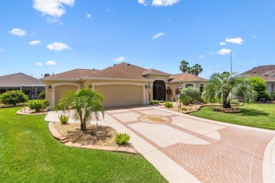 Stunning 3/2 Expanded Gardenia Pool home with Golf course View on The Links of Spruce Creek in Florida - for sale on GolfHomes.com, golf home, golf lot