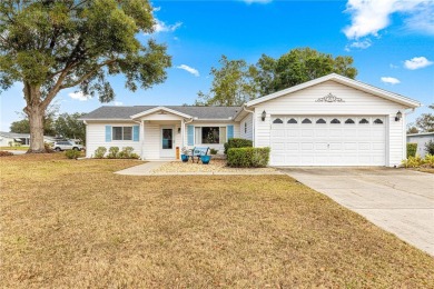 This charming Chesnut Floor Model home in Spruce Creek South, a on The Links of Spruce Creek in Florida - for sale on GolfHomes.com, golf home, golf lot