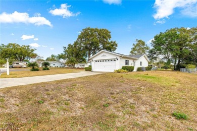 This charming Chesnut Floor Model home in Spruce Creek South, a on The Links of Spruce Creek in Florida - for sale on GolfHomes.com, golf home, golf lot