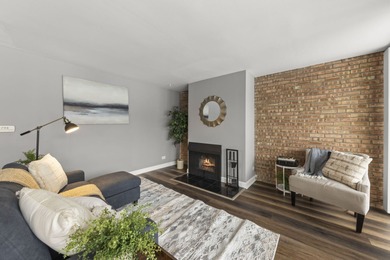 This is the one! Check out this 2 Bedroom and 2 FULL Bathrooms- on River Bend Golf Club in Illinois - for sale on GolfHomes.com, golf home, golf lot