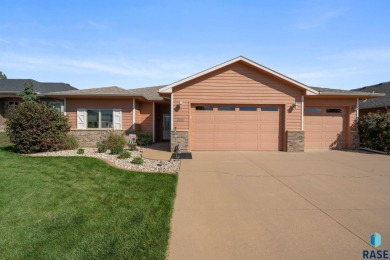 Welcome to this one-owner ranch-style slab-on-grade home in on Prairie Green Golf Course in South Dakota - for sale on GolfHomes.com, golf home, golf lot