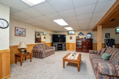 Charming Retreat Surrounded By Nature on Oak Run Golf Course in Illinois - for sale on GolfHomes.com, golf home, golf lot