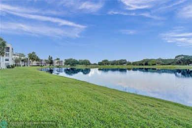 Back on market--no fault of the seller! Buyer's financing fell on Pine Island Ridge Country Club in Florida - for sale on GolfHomes.com, golf home, golf lot