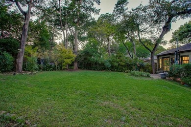 This Stevens Park Estates home blends classic Dallas charm with on Stevens Park Golf Course in Texas - for sale on GolfHomes.com, golf home, golf lot