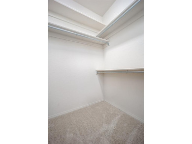 This fantastic condo in a gated community is ready for you to on The Greens Country Club in Oklahoma - for sale on GolfHomes.com, golf home, golf lot