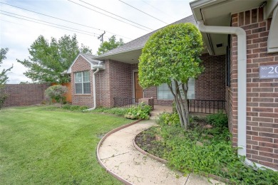 This fantastic condo in a gated community is ready for you to on The Greens Country Club in Oklahoma - for sale on GolfHomes.com, golf home, golf lot