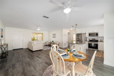 Location, location, location! Conveniently situated just a short on El Diablo Executive Golf Course in Florida - for sale on GolfHomes.com, golf home, golf lot