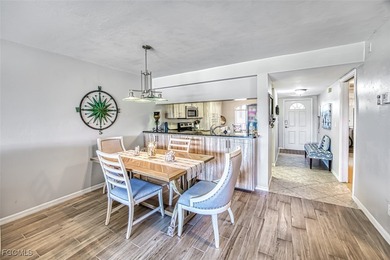 ARE YOU READY TO START LIVING THE EASY LIFE? It's easy in this on Kelly Greens Golf and Country Club in Florida - for sale on GolfHomes.com, golf home, golf lot