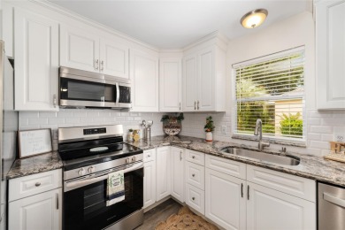Location, location, location! Conveniently situated just a short on El Diablo Executive Golf Course in Florida - for sale on GolfHomes.com, golf home, golf lot