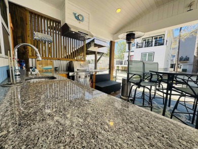 EXCELLENT OPPORTUNITY AVAILABLE ON THIS TURNKEY 3 BED/2 BATH on Prestwick Country Club in South Carolina - for sale on GolfHomes.com, golf home, golf lot