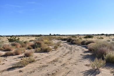 Multi-family zoned quarter-acre lot located just south of the on Tierra Del Sol Golf Course in California - for sale on GolfHomes.com, golf home, golf lot