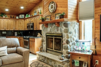 Charming Retreat Surrounded By Nature on Oak Run Golf Course in Illinois - for sale on GolfHomes.com, golf home, golf lot