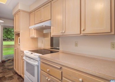 113 Fairway Drive on SunLand Golf and Country Club in Washington - for sale on GolfHomes.com, golf home, golf lot