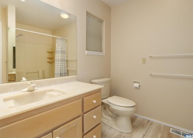 113 Fairway Drive on SunLand Golf and Country Club in Washington - for sale on GolfHomes.com, golf home, golf lot