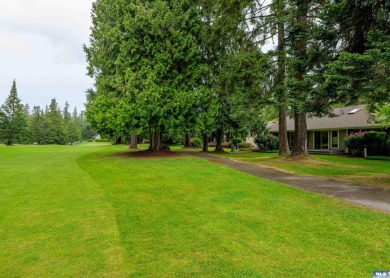 113 Fairway Drive on SunLand Golf and Country Club in Washington - for sale on GolfHomes.com, golf home, golf lot