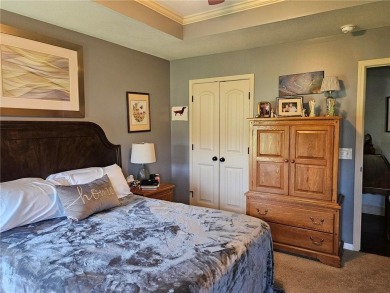 Beautiful Ranch style villa in the popular Villas of Marimack! on Mari Mac Golf Complex in Missouri - for sale on GolfHomes.com, golf home, golf lot