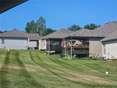 Beautiful Ranch style villa in the popular Villas of Marimack! on Mari Mac Golf Complex in Missouri - for sale on GolfHomes.com, golf home, golf lot