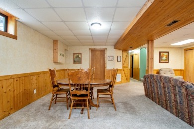 Charming Retreat Surrounded By Nature on Oak Run Golf Course in Illinois - for sale on GolfHomes.com, golf home, golf lot
