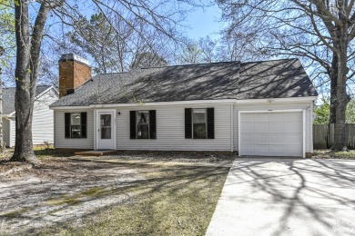Welcome to Your Next Chapter in Crowfield PlantationNestled in on Crowfield Golf and Country Club in South Carolina - for sale on GolfHomes.com, golf home, golf lot