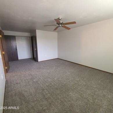 **Charming 2-bed, 1-bath Sun City townhouse!** Bright, open on PalmBrook Country Club in Arizona - for sale on GolfHomes.com, golf home, golf lot