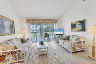 Enjoy fabulous Florida sunsets overlooking the 8th tee & Fairway on Plantation Golf and Country Club in Florida - for sale on GolfHomes.com, golf home, golf lot