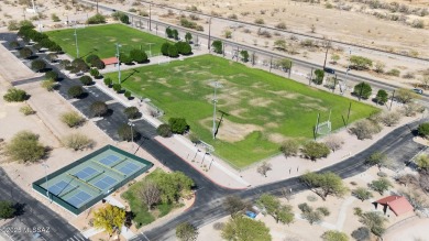Welcome to life in Quail Creek, a vibrant, gated,Luxury on Quail Creek Country Club  in Arizona - for sale on GolfHomes.com, golf home, golf lot