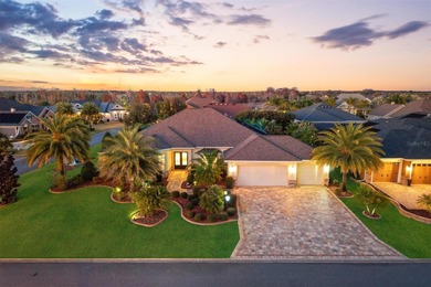 SPECTACULAR 4 BEDROOM + DEN/OFFICE, 3 BATH CHESAPEAKE 5 PREMIER on Pennbrooke Fairways in Florida - for sale on GolfHomes.com, golf home, golf lot