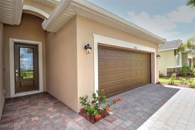 This 4-bedroom, 3-bathroom home has never been lived in! on River Hall Country Club in Florida - for sale on GolfHomes.com, golf home, golf lot