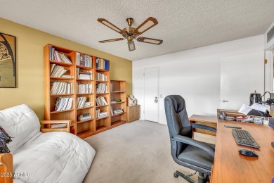 Stunning 2-bedroom, 2-bath home in the heart of Sun City West! on Pebblebrook Golf Course in Arizona - for sale on GolfHomes.com, golf home, golf lot