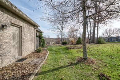 An exceptional all-brick custom residence, gracefully positioned on Heatherhurst Golf Course in Tennessee - for sale on GolfHomes.com, golf home, golf lot