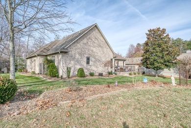 An exceptional all-brick custom residence, gracefully positioned on Heatherhurst Golf Course in Tennessee - for sale on GolfHomes.com, golf home, golf lot