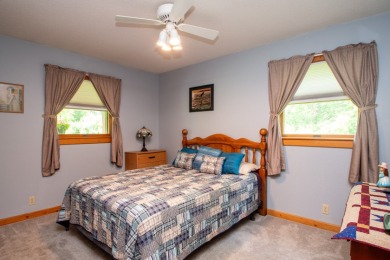 Charming Retreat Surrounded By Nature on Oak Run Golf Course in Illinois - for sale on GolfHomes.com, golf home, golf lot