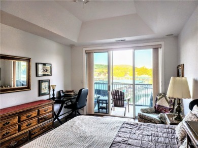 ? Lakefront Living at Old Kinderhook! ? Turn-Key! This 2 bedroom on The Club At Old Kinderhook in Missouri - for sale on GolfHomes.com, golf home, golf lot