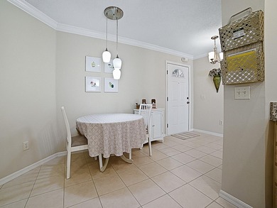 WARM AND WELCOMING this Beauregard villa is nestled in Greenwood on Oakleigh Executive Golf Course in Florida - for sale on GolfHomes.com, golf home, golf lot