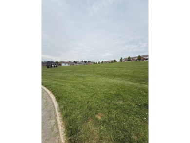 Three beautiful building lots in desirable Saddlebrook Estates on Somerset Country Club in Kentucky - for sale on GolfHomes.com, golf home, golf lot