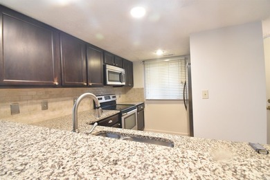 Highly desirable end-unit condo in Waters Edge II at The Pointe on The Eagle Pointe Golf Resort in Indiana - for sale on GolfHomes.com, golf home, golf lot