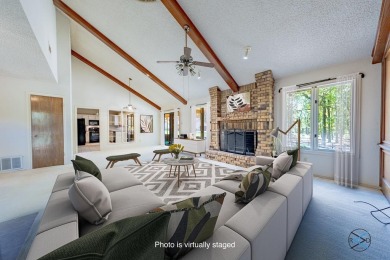 If you're seeking a fantastic purchase in a prime location on Pinnacle Golf and Boat Club in Texas - for sale on GolfHomes.com, golf home, golf lot