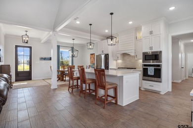 A truly special home! The owners are sad to leave this very on Oak Hurst Golf Course in Texas - for sale on GolfHomes.com, golf home, golf lot